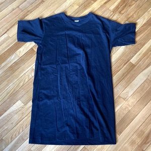 Black t shirt dress